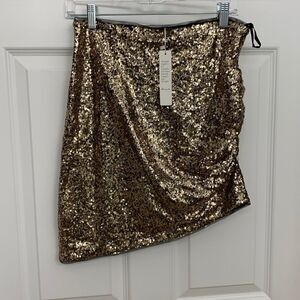 LIUMILAC Size Large filully sequined mini skirt with one side ruched shorter